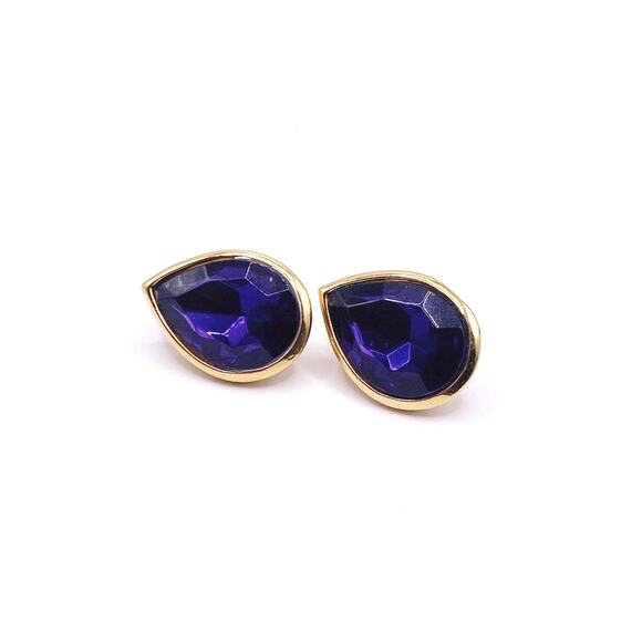 Trifari Vintage Clip On Earrings Purple Rhinestones 1 Inch long - Picture 5 of 6